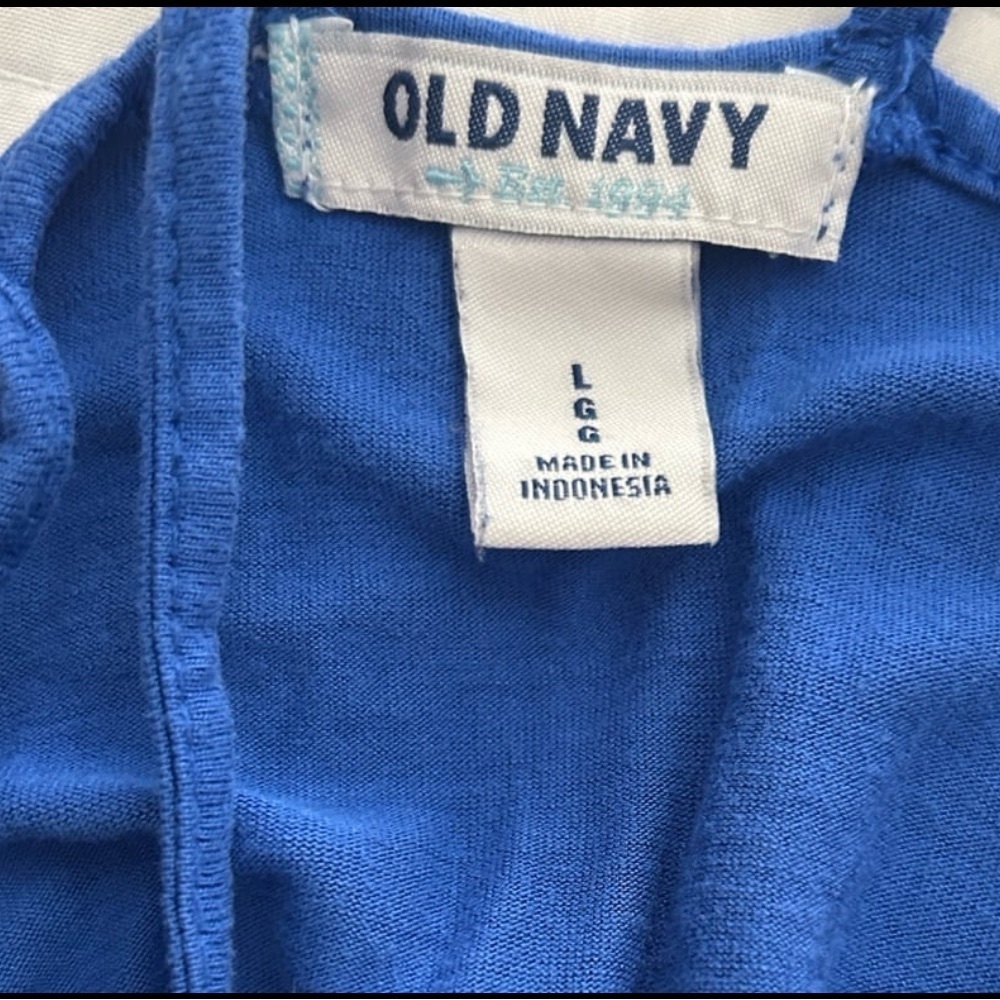 Old Navy Women's Blue Button-Front Tank Top - Picture 2 of 4